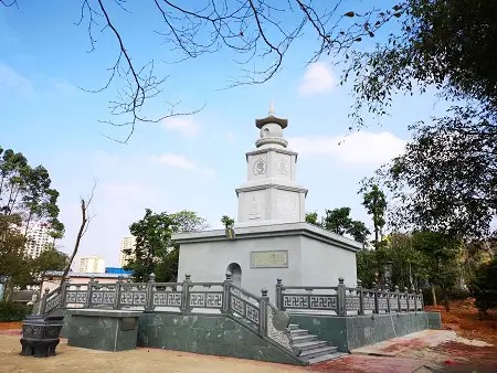 广西合浦县保子庵莲池塔